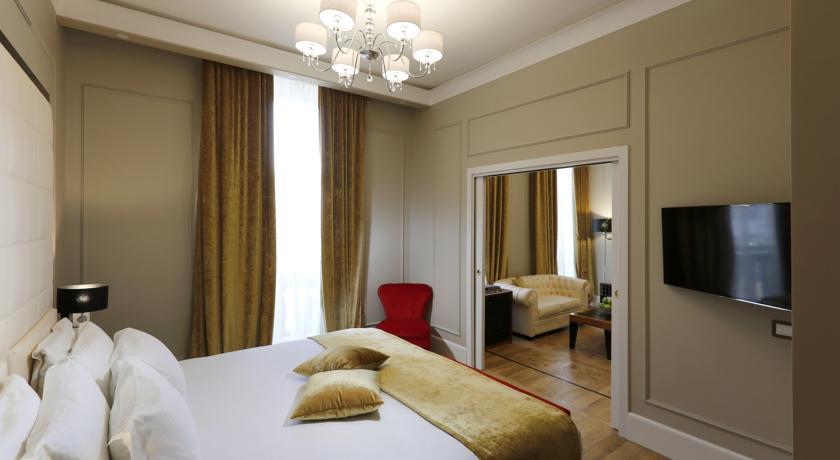 Grand Hotel Yerevan - Small Luxury Hotels Of The World Exteriör bild